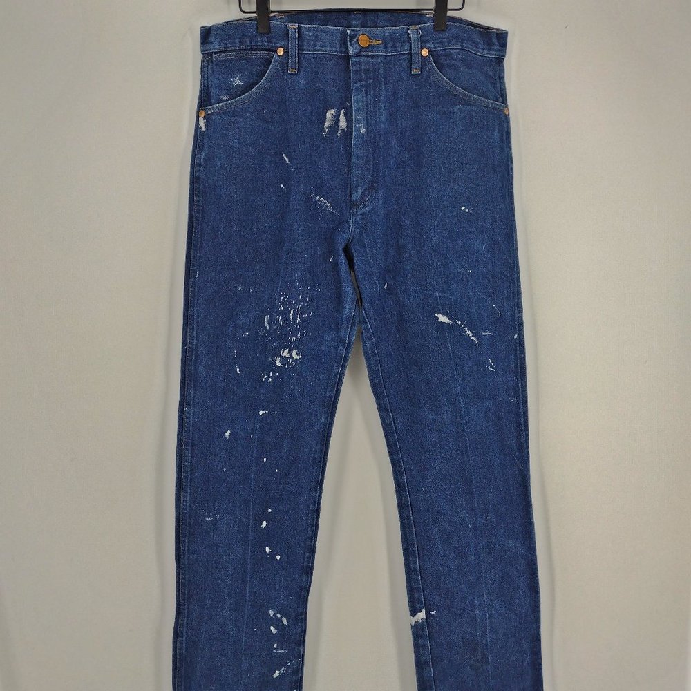 Vintage Wrangler 13MWZ Cowboy Distressed Denim Blue Jeans With Paint Stains
